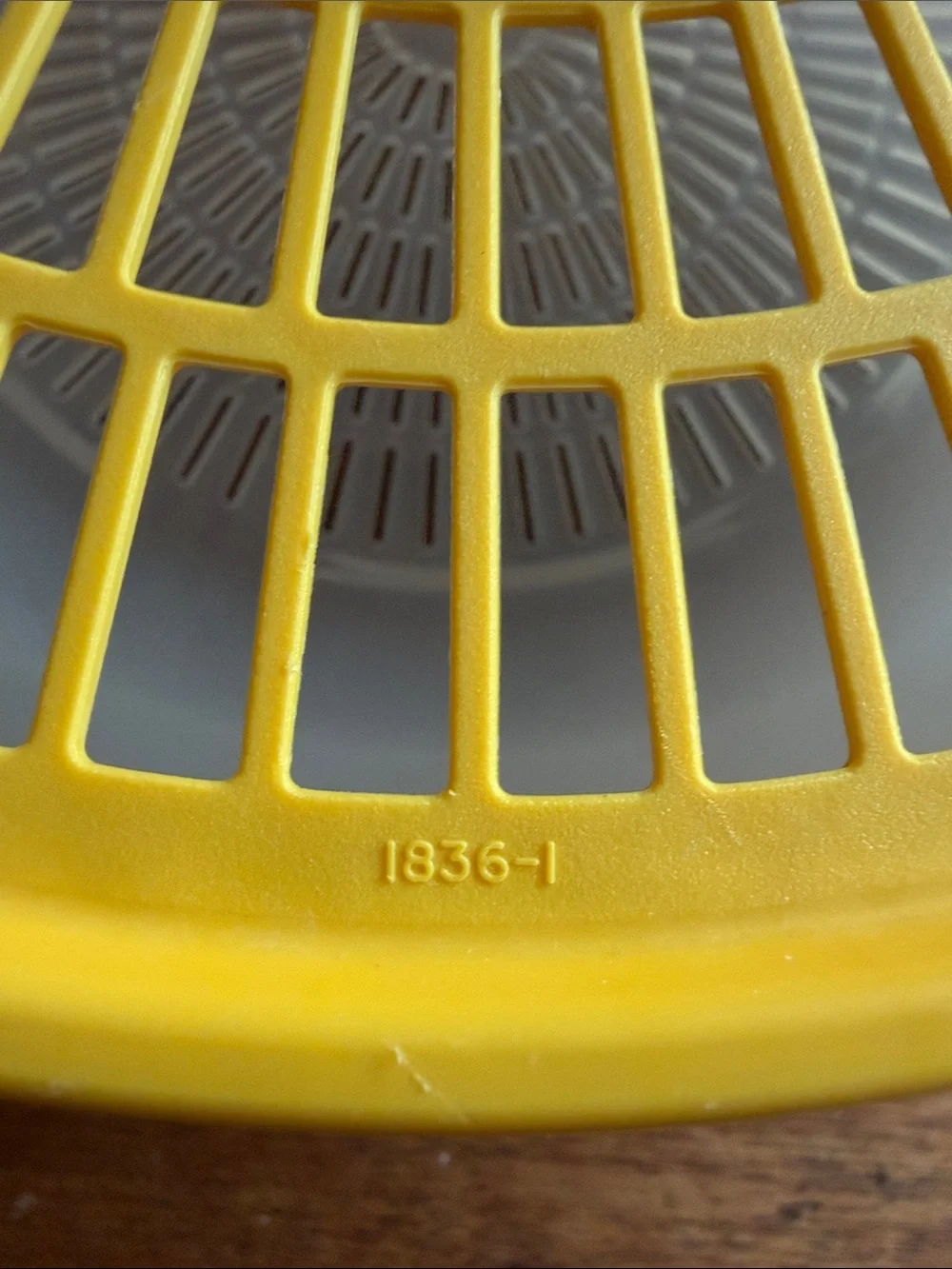 VINTAGE TUPPERWARE 10